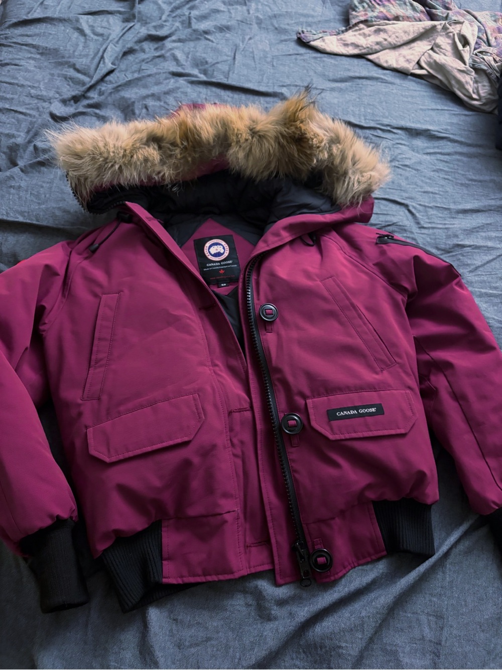 Canada Goose Casual Puffer Jacket Size S Womens Purple Red Logo Long Sleeve